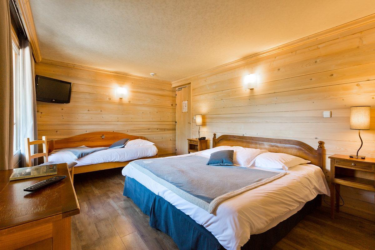 Hotel La Montagne Ла-Клюза Екстер'єр фото
