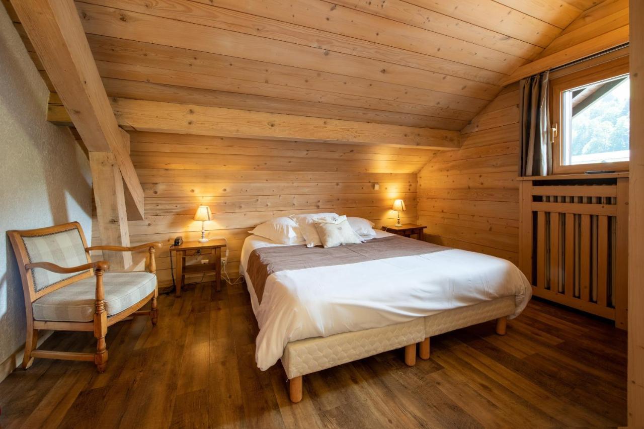 Hotel La Montagne Ла-Клюза Екстер'єр фото